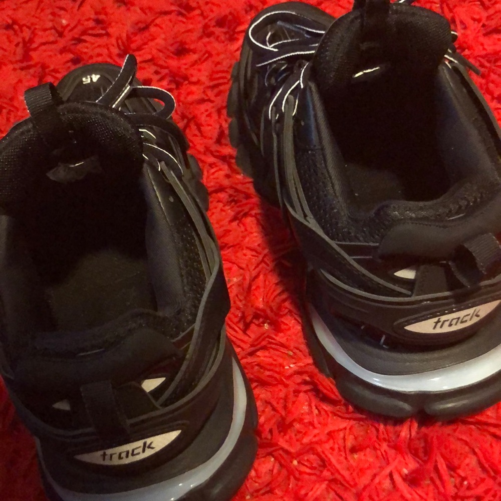Balenciaga Black Athletic Shoes with White Accents - Picture 2 of 4